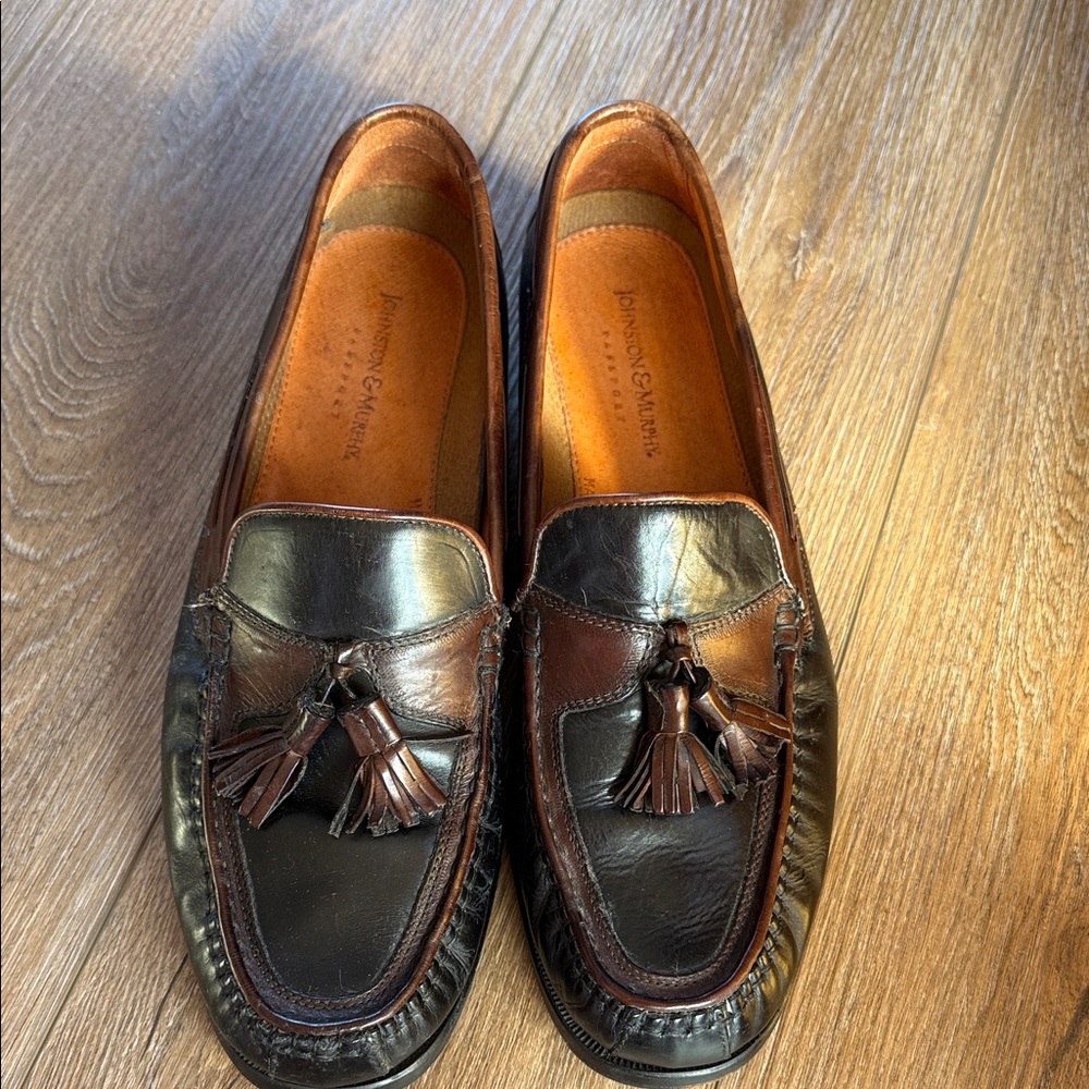 Size 10 Johnston & Murphy Black and Brown Leather Loafers